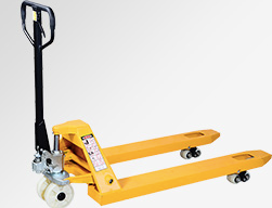 Manual transport vehicle