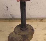 Screw jack